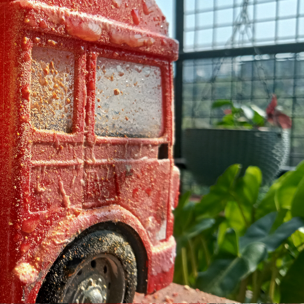 Chalk powder is applied to truck body surface